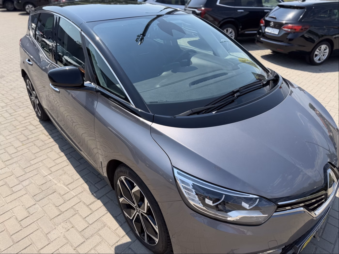 Renault Scenic фото 10