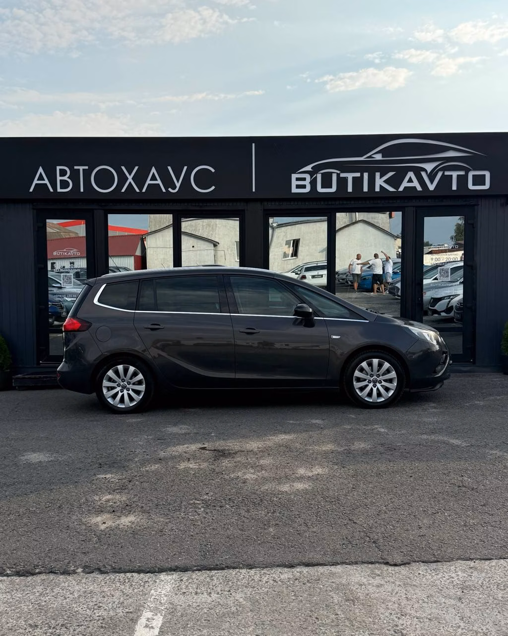 Opel Zafira фото 7