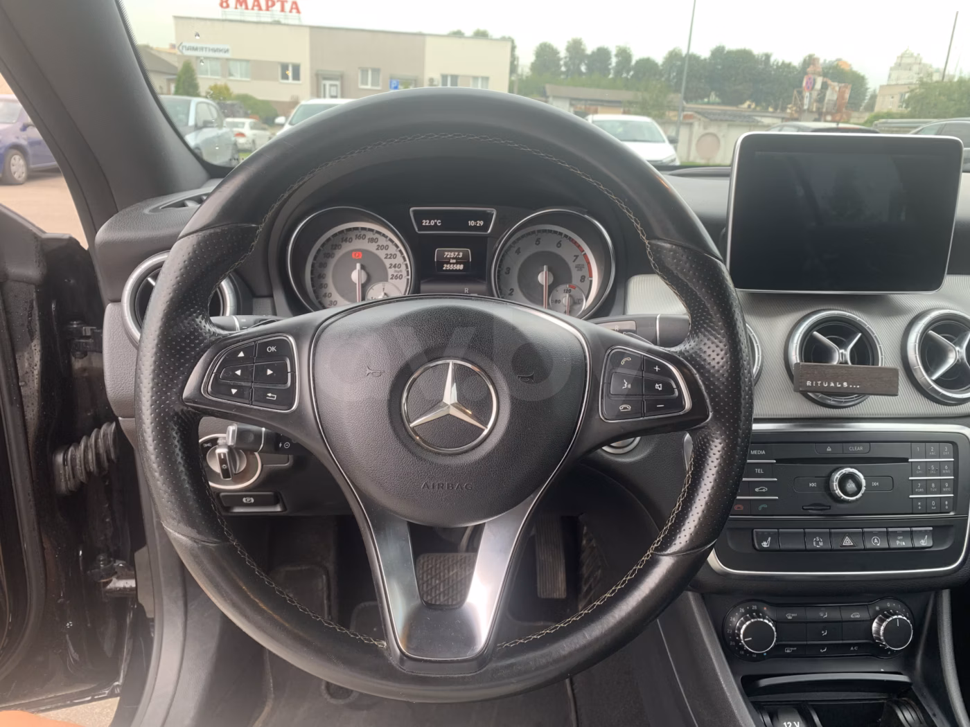 Mercedes-Benz CLA фото 13