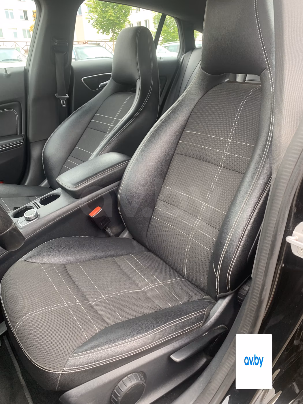 Mercedes-Benz CLA фото 14