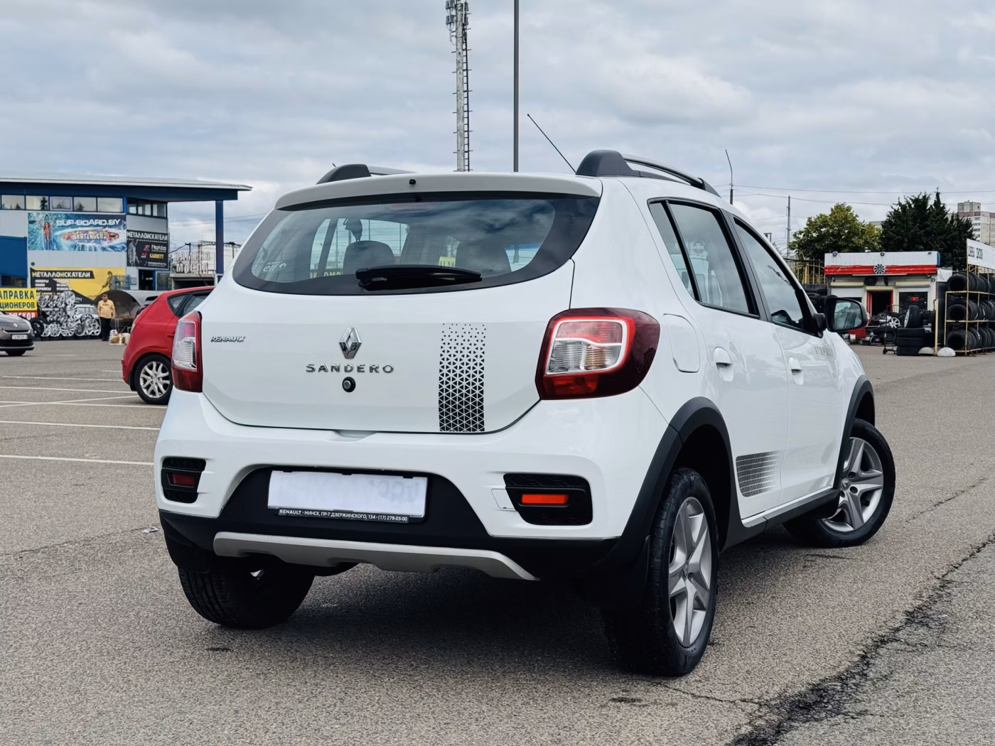 Renault Sandero Stepway фото 2