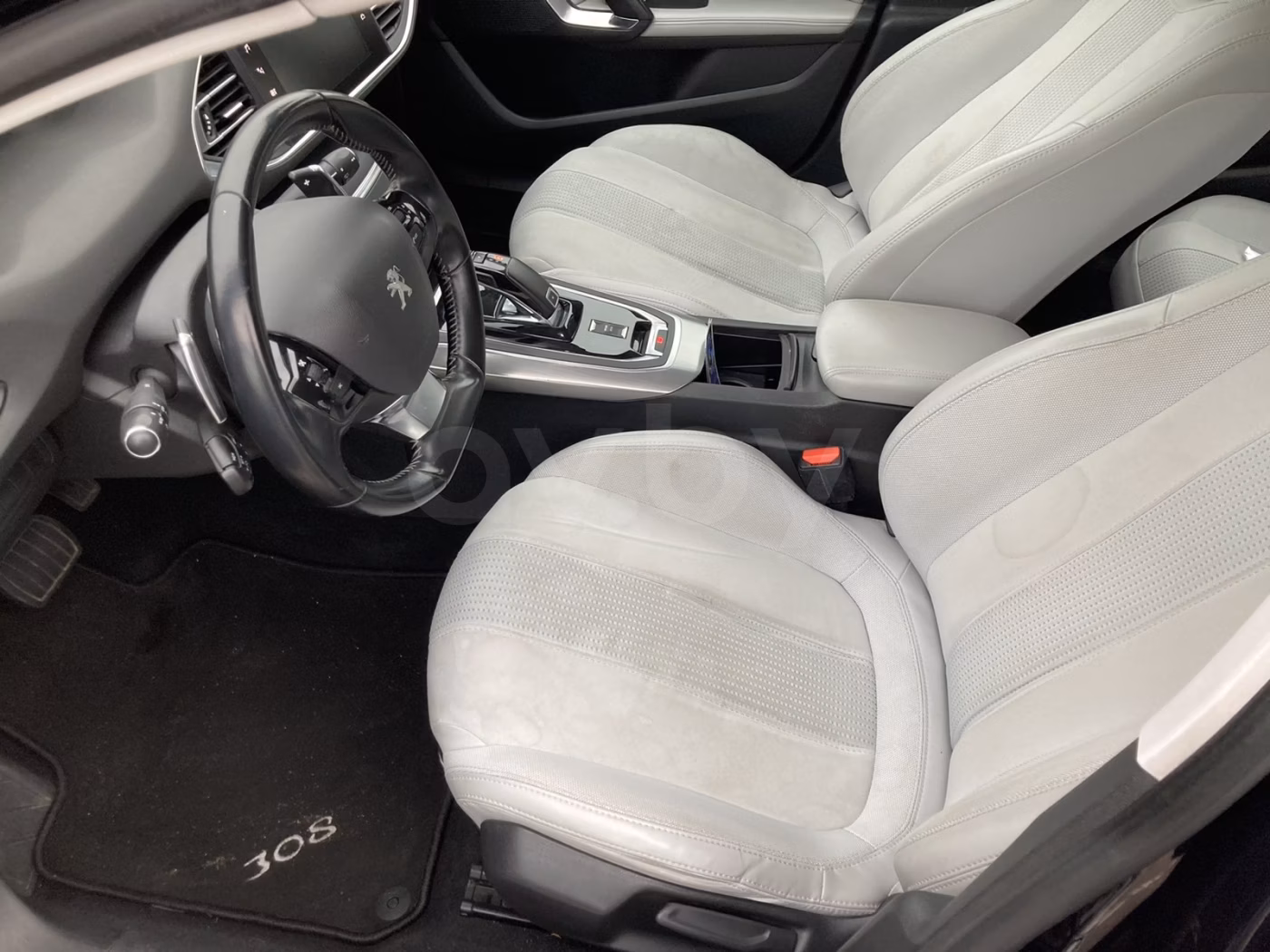 Peugeot 308 фото 10