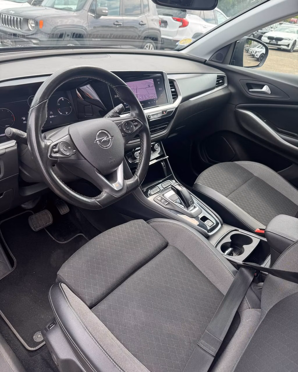 Opel Grandland X фото 10