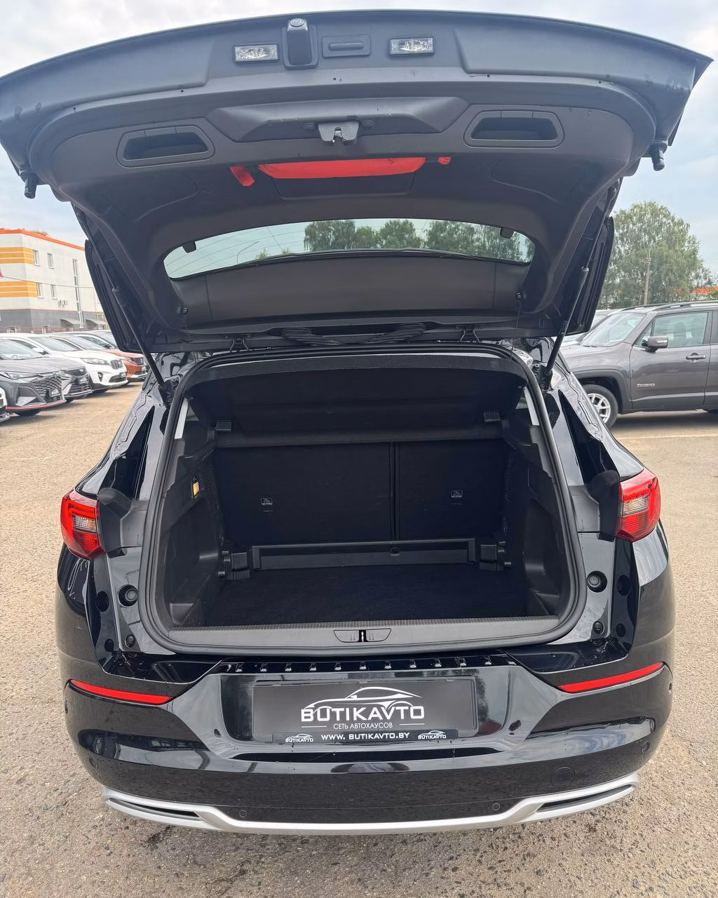 Opel Grandland X фото 12