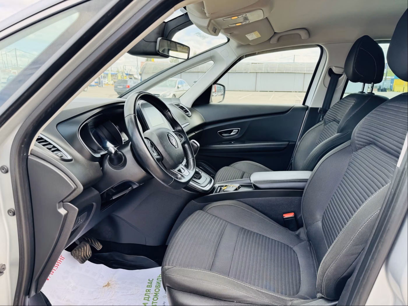 Renault Grand Scenic фото 5