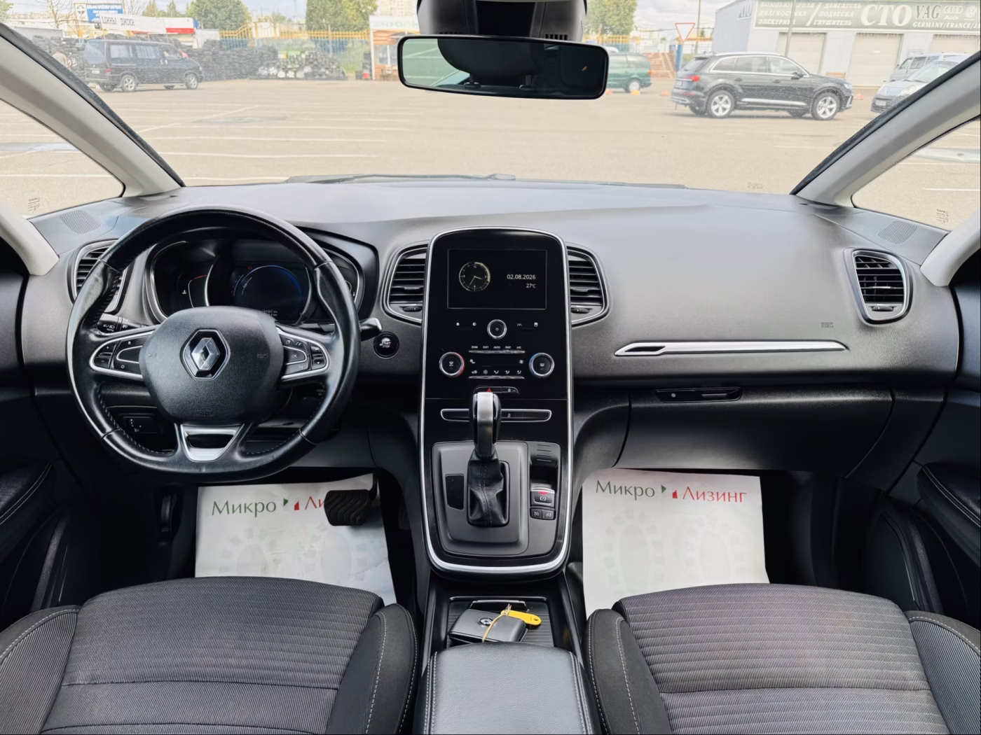 Renault Grand Scenic фото 10