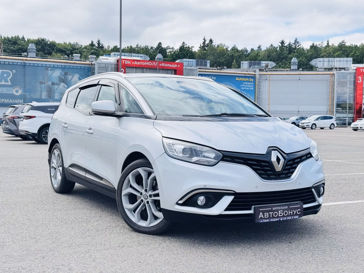 Renault Grand Scenic фото 3