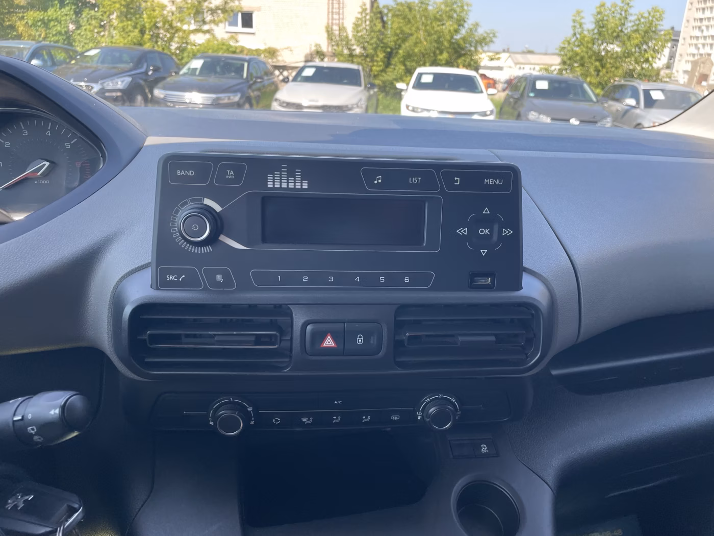 Peugeot Rifter фото 15
