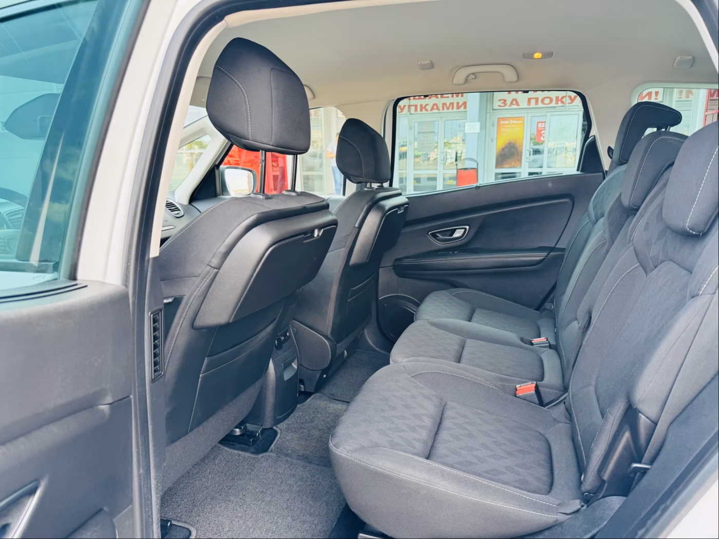 Renault Grand Scenic фото 7