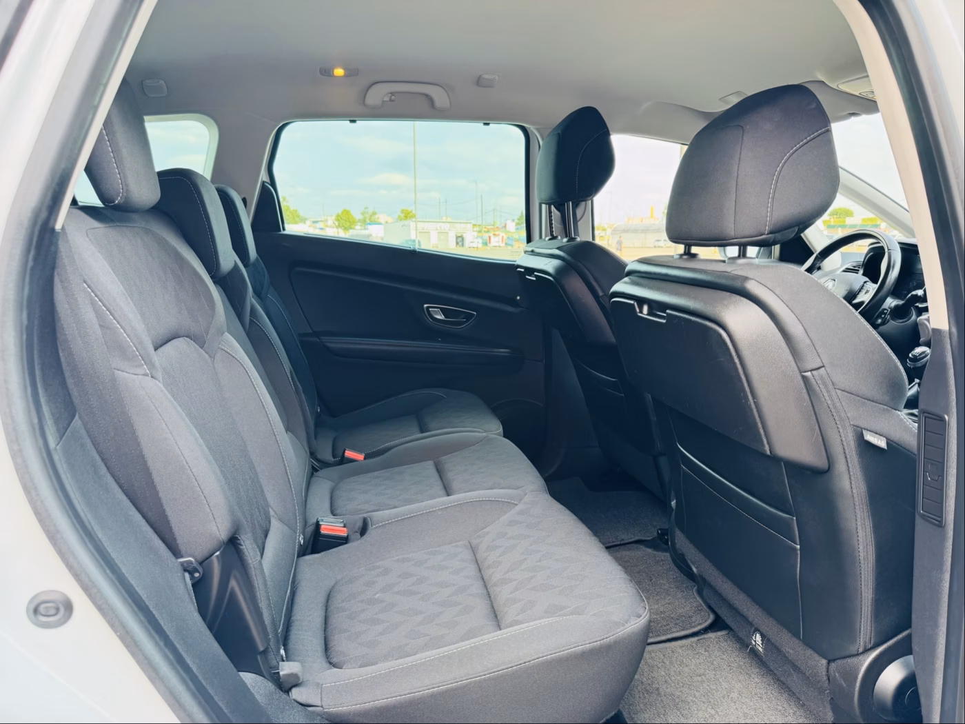 Renault Grand Scenic фото 8