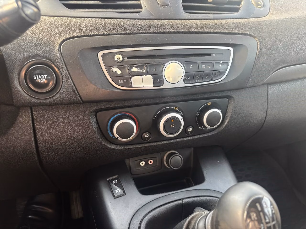 Renault Scenic фото 12