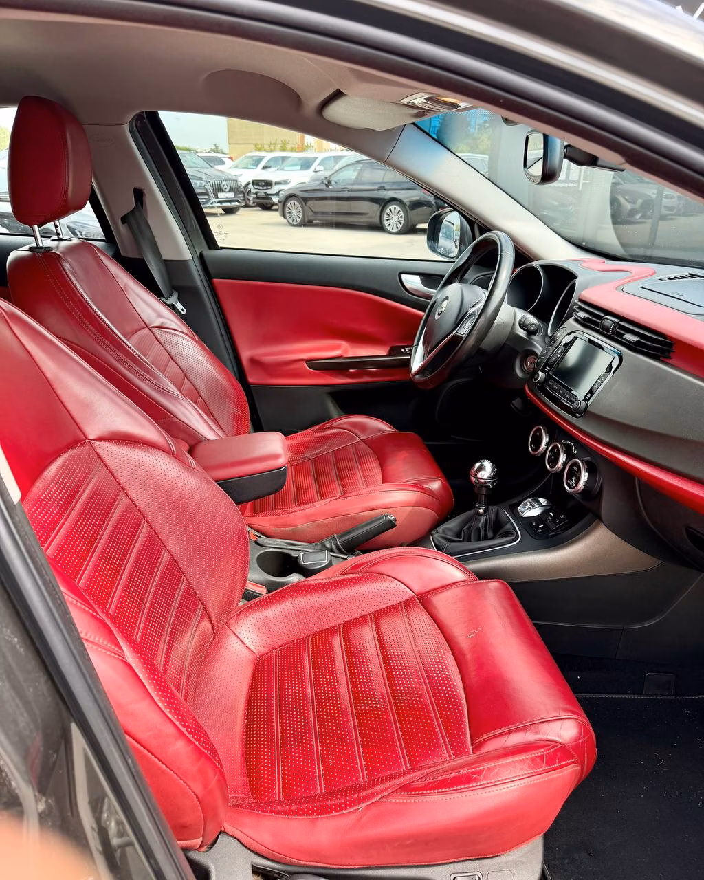 Alfa Romeo Giulietta фото 12