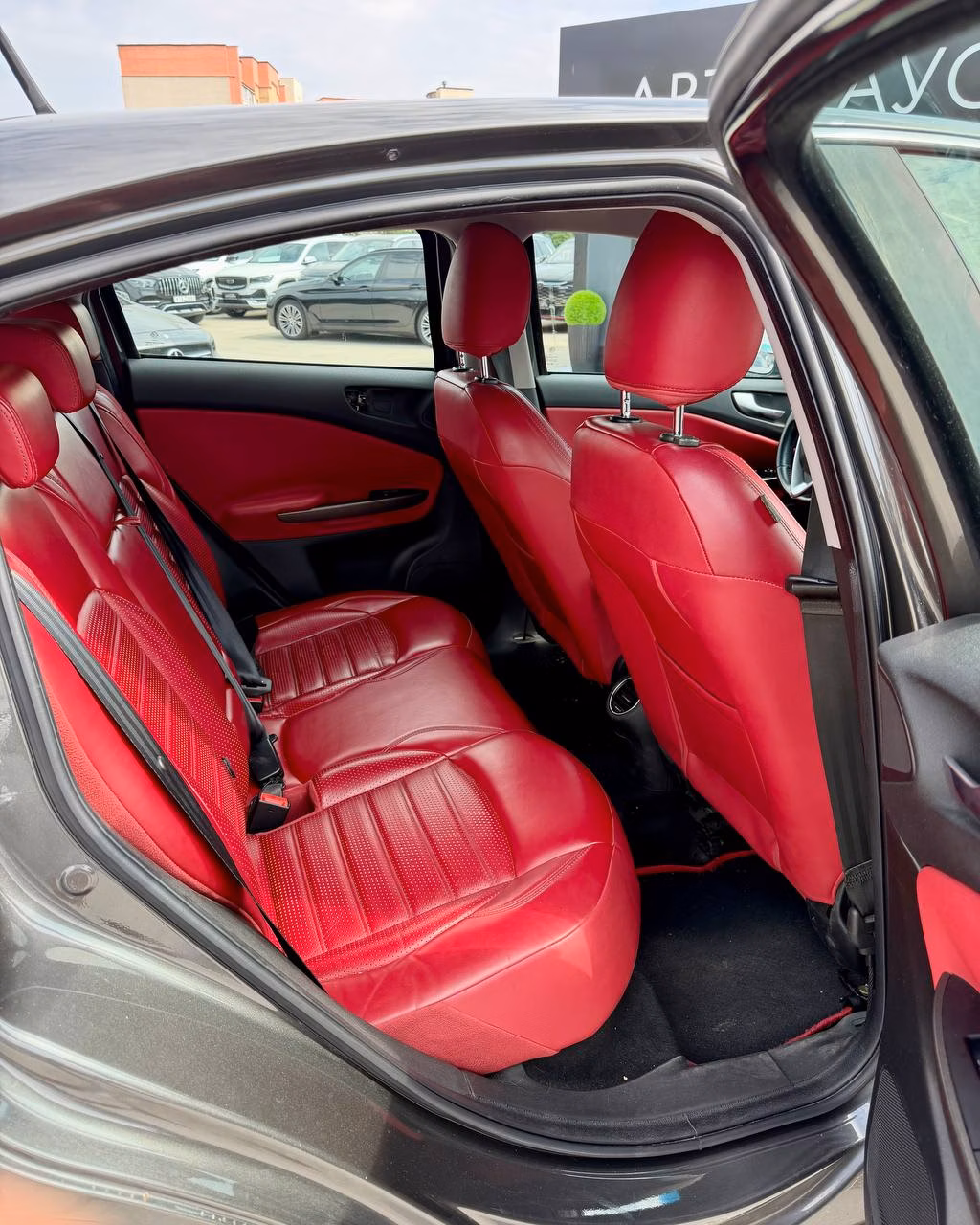 Alfa Romeo Giulietta фото 13