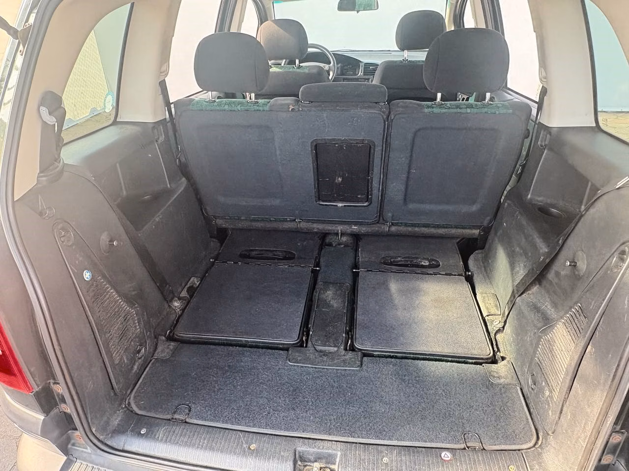 Opel Zafira фото 15