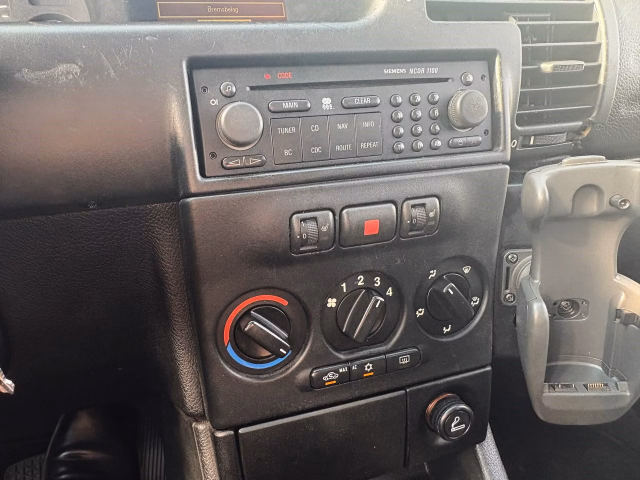 Opel Zafira фото 11