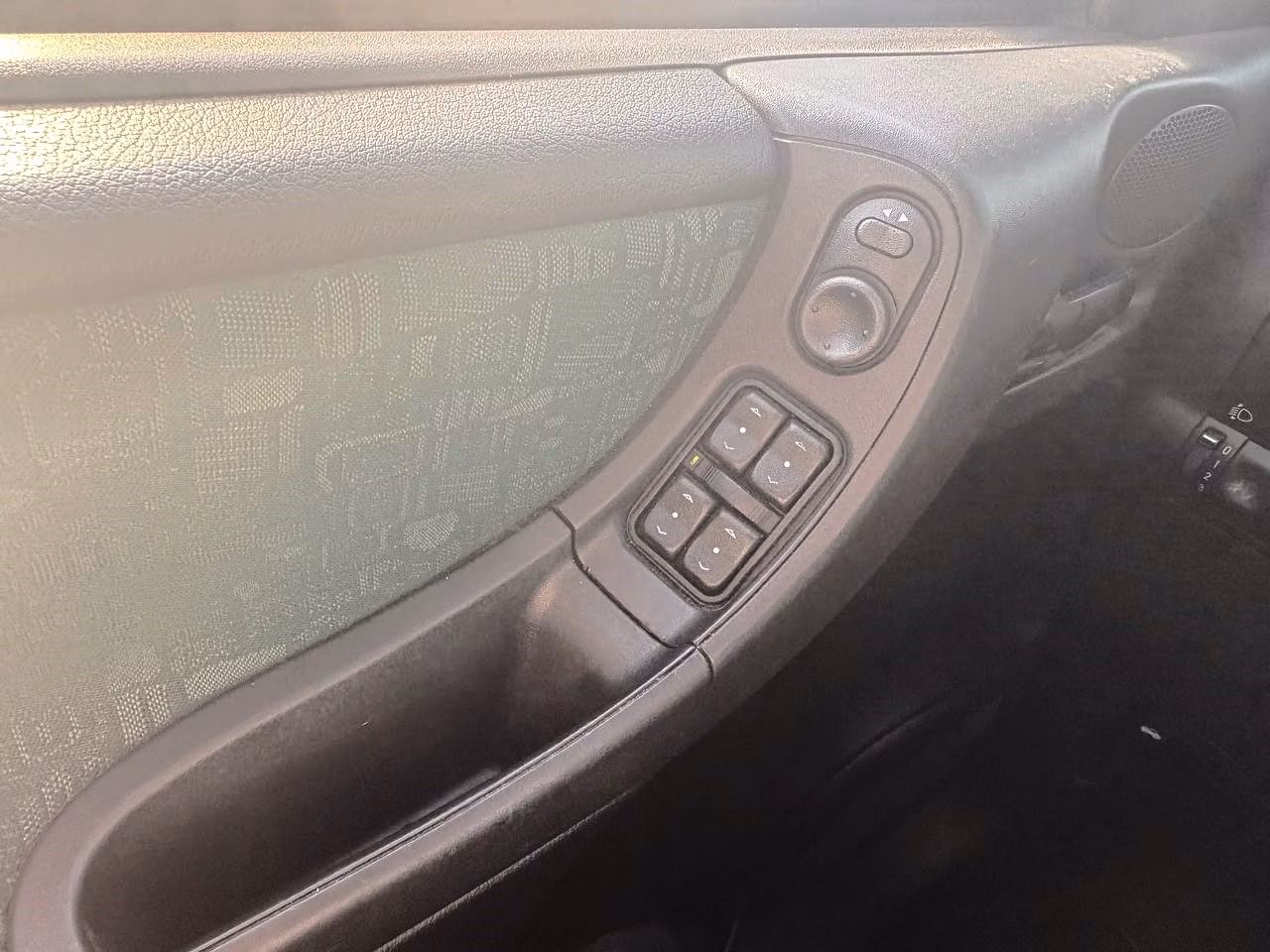 Opel Zafira фото 12