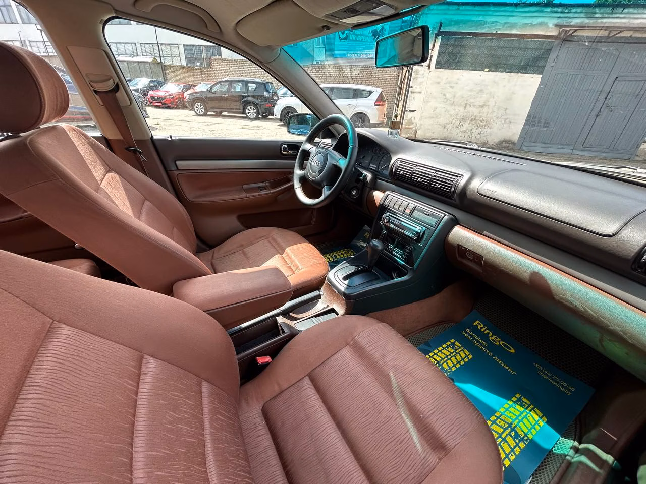 Audi A4 фото 14