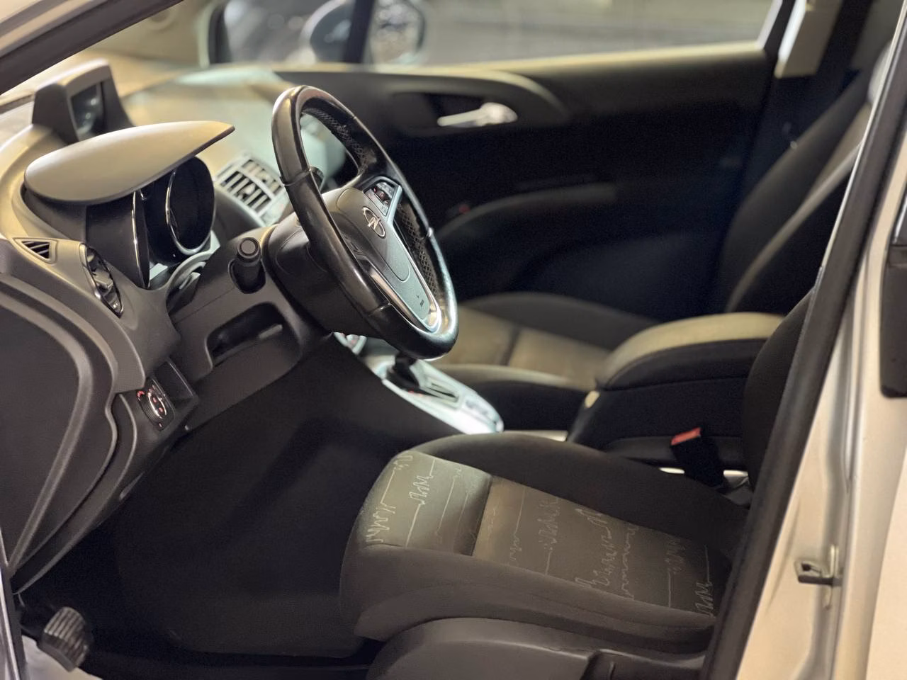 Opel Meriva фото 7