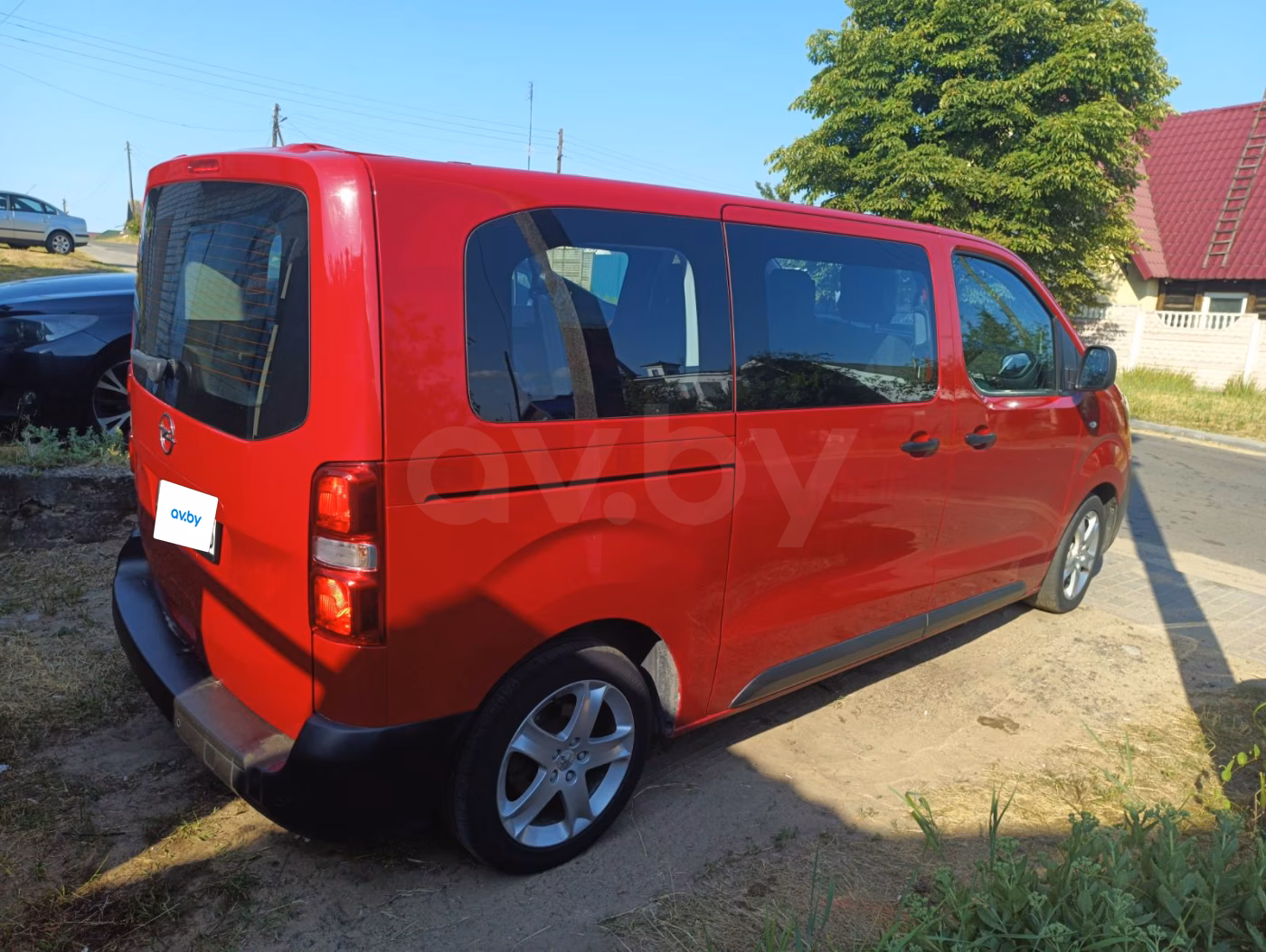 Opel Vivaro фото 5