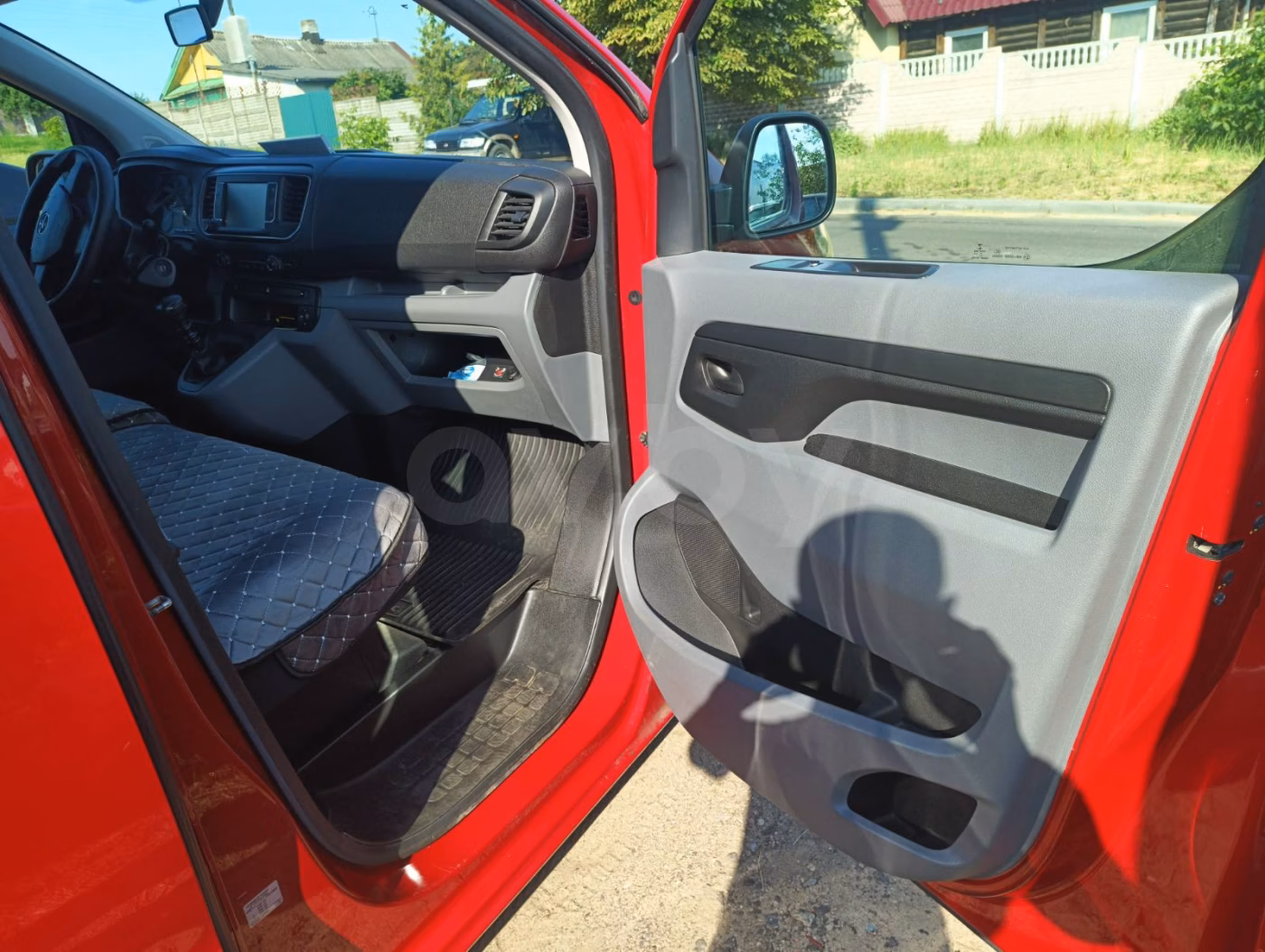 Opel Vivaro фото 6