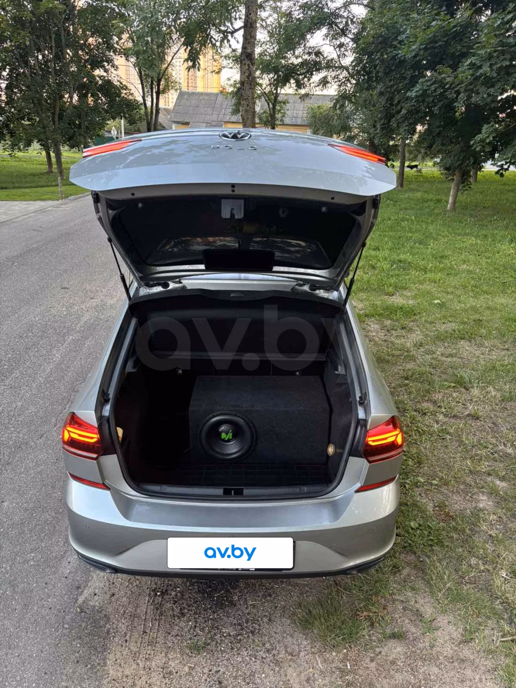 Volkswagen Polo Sedan фото 7
