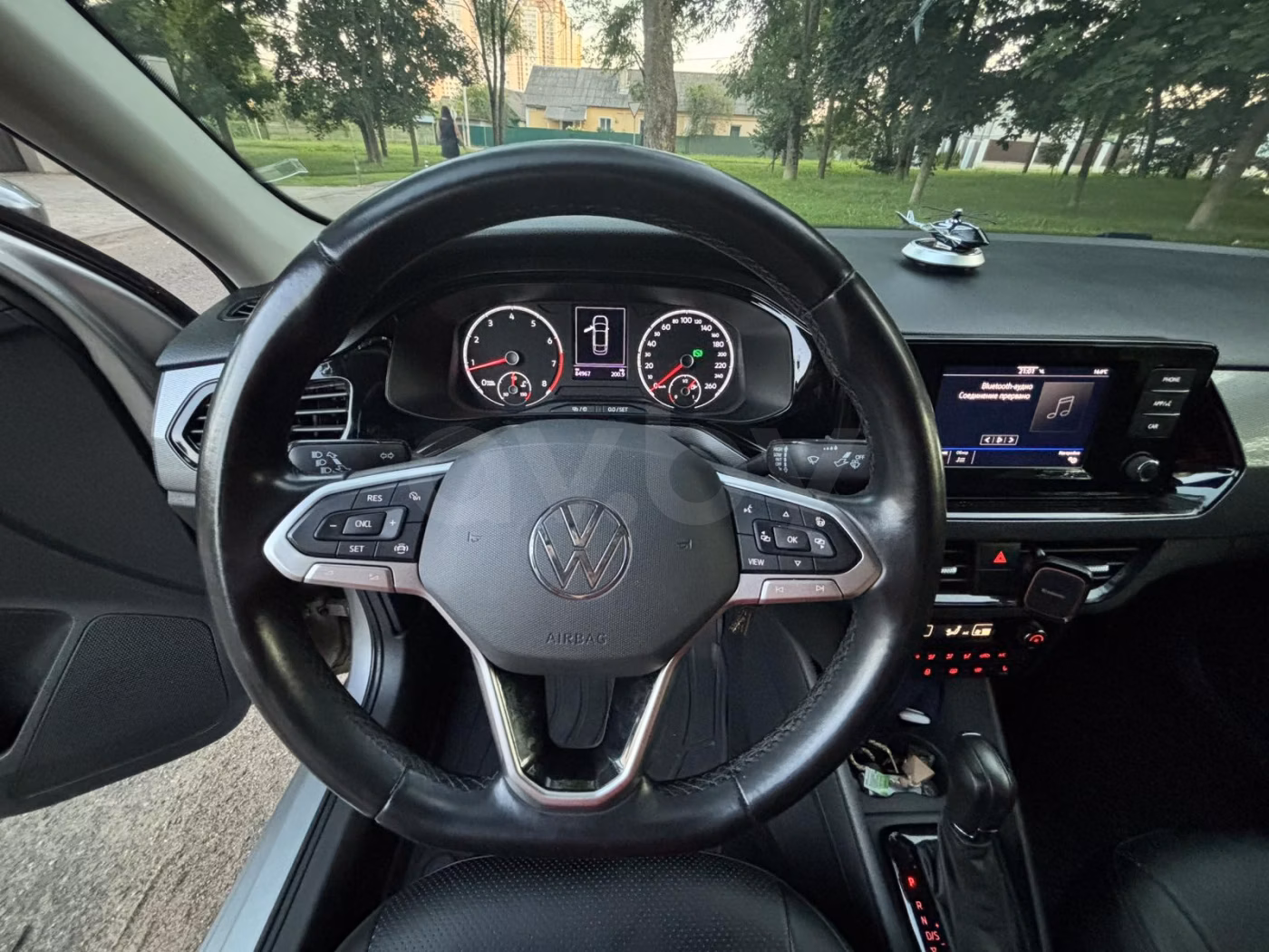 Volkswagen Polo Sedan фото 10