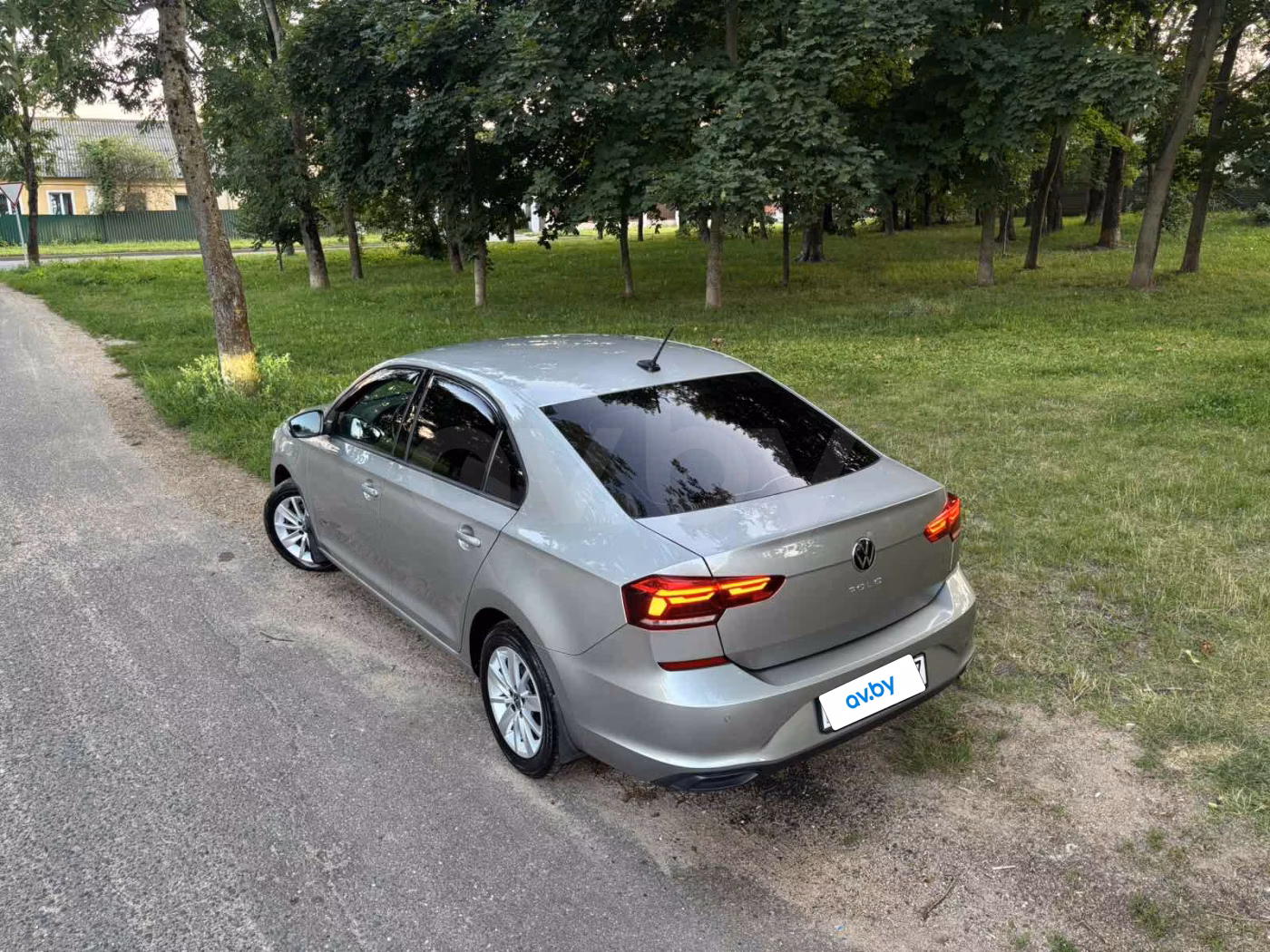Volkswagen Polo Sedan фото 17