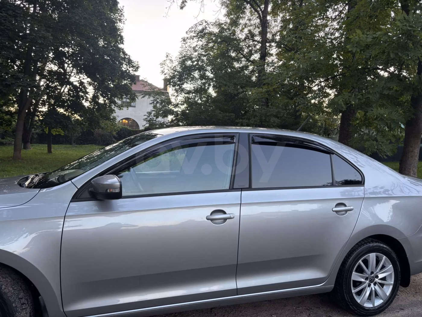Volkswagen Polo Sedan фото 16