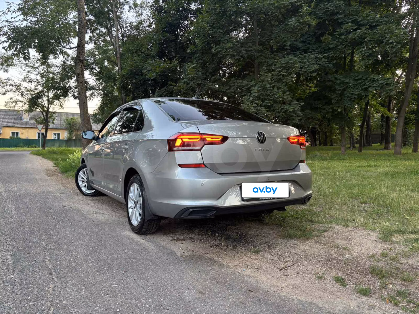 Volkswagen Polo Sedan фото 18