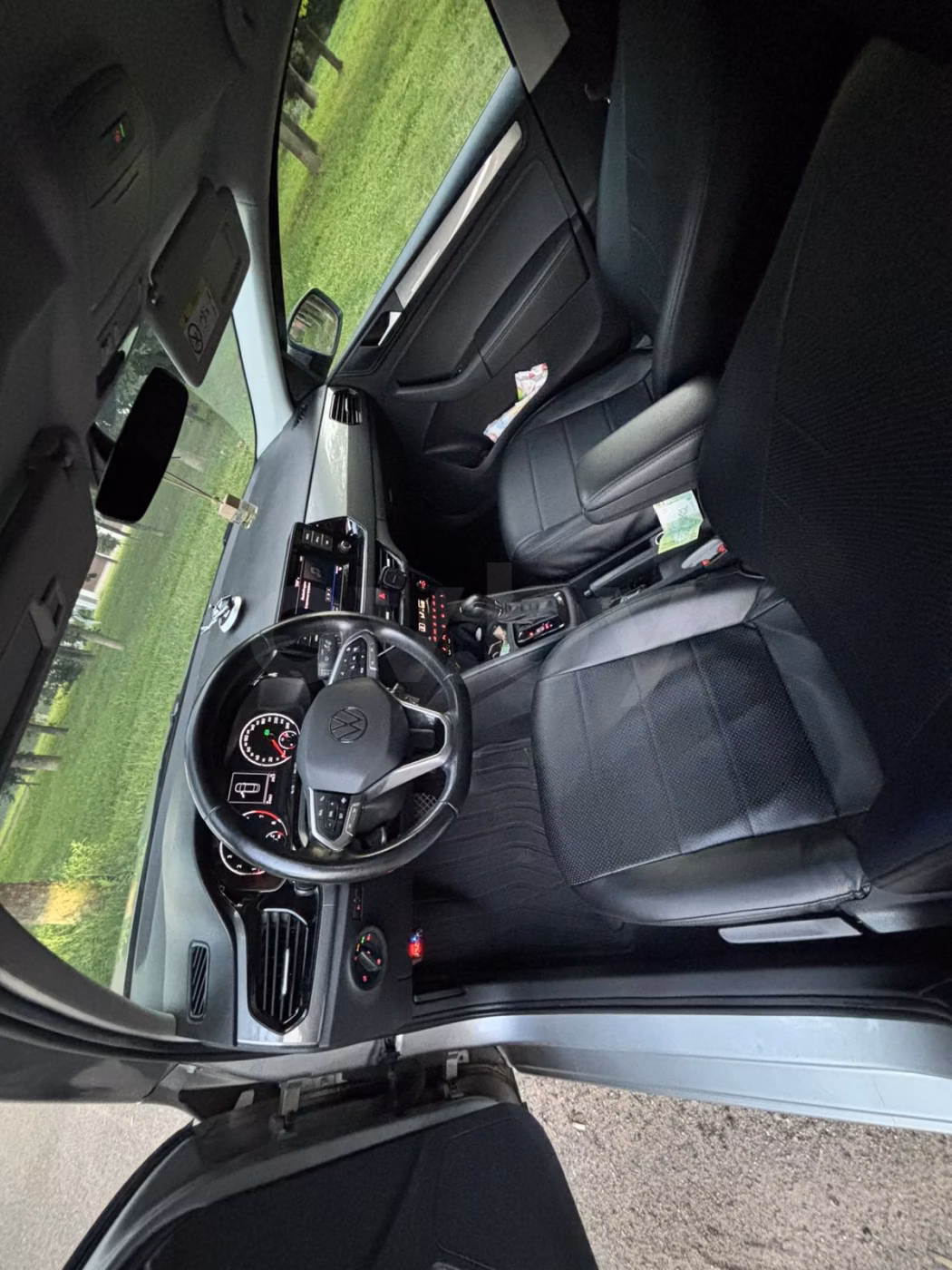 Volkswagen Polo Sedan фото 6