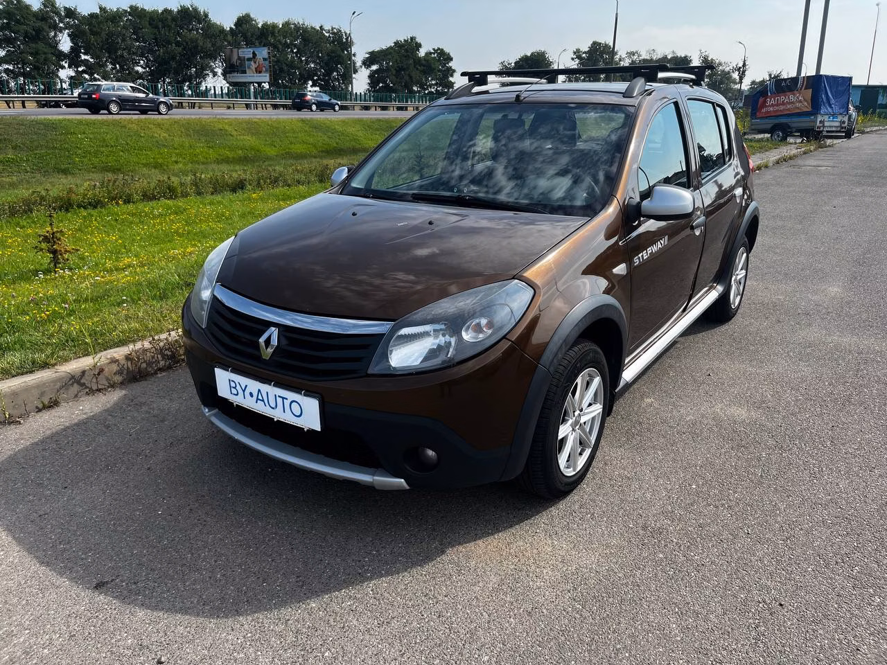 Renault Sandero Stepway фото 7