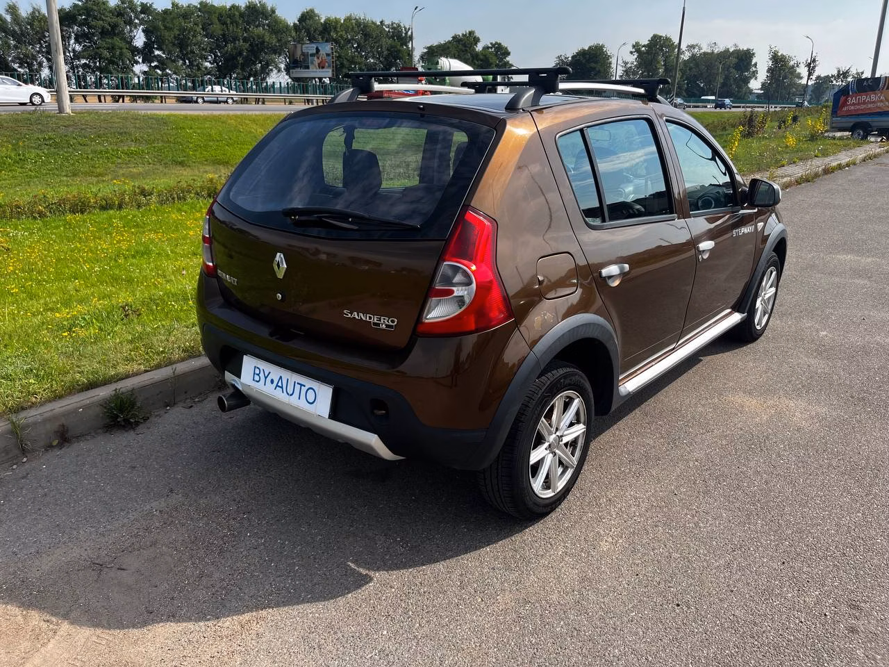Renault Sandero Stepway фото 3