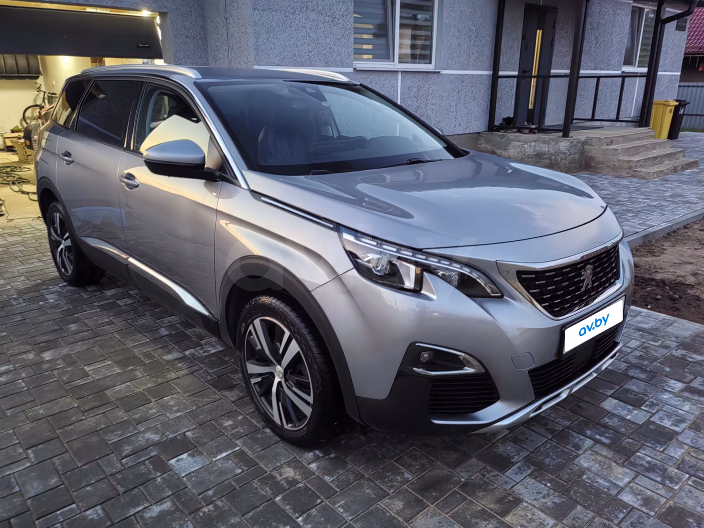 Peugeot 5008 фото 5