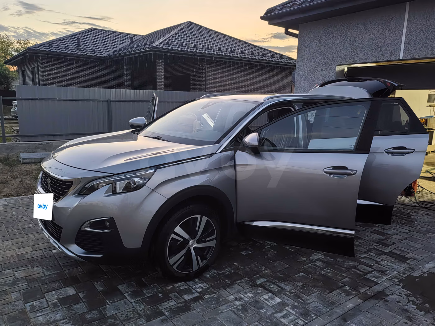 Peugeot 5008 фото 13
