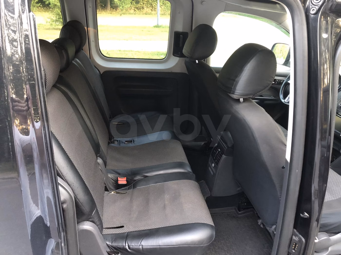 Volkswagen Caddy фото 6