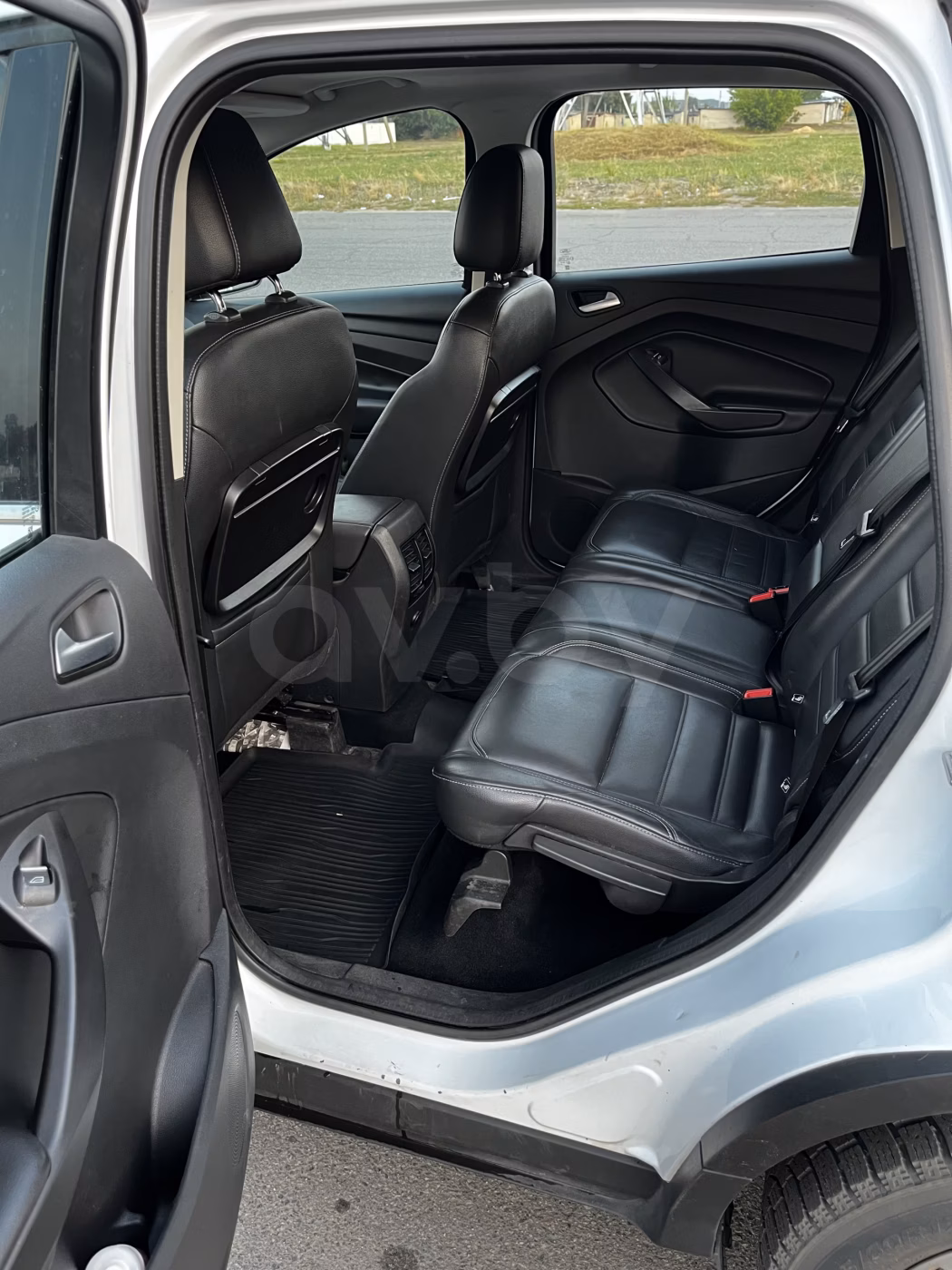 Ford Kuga фото 11