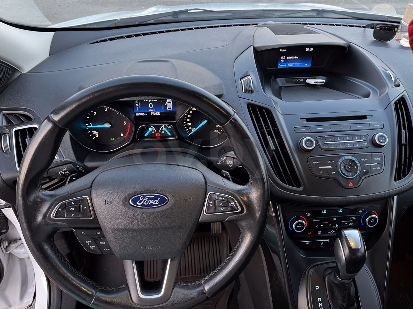 Ford Kuga фото 13