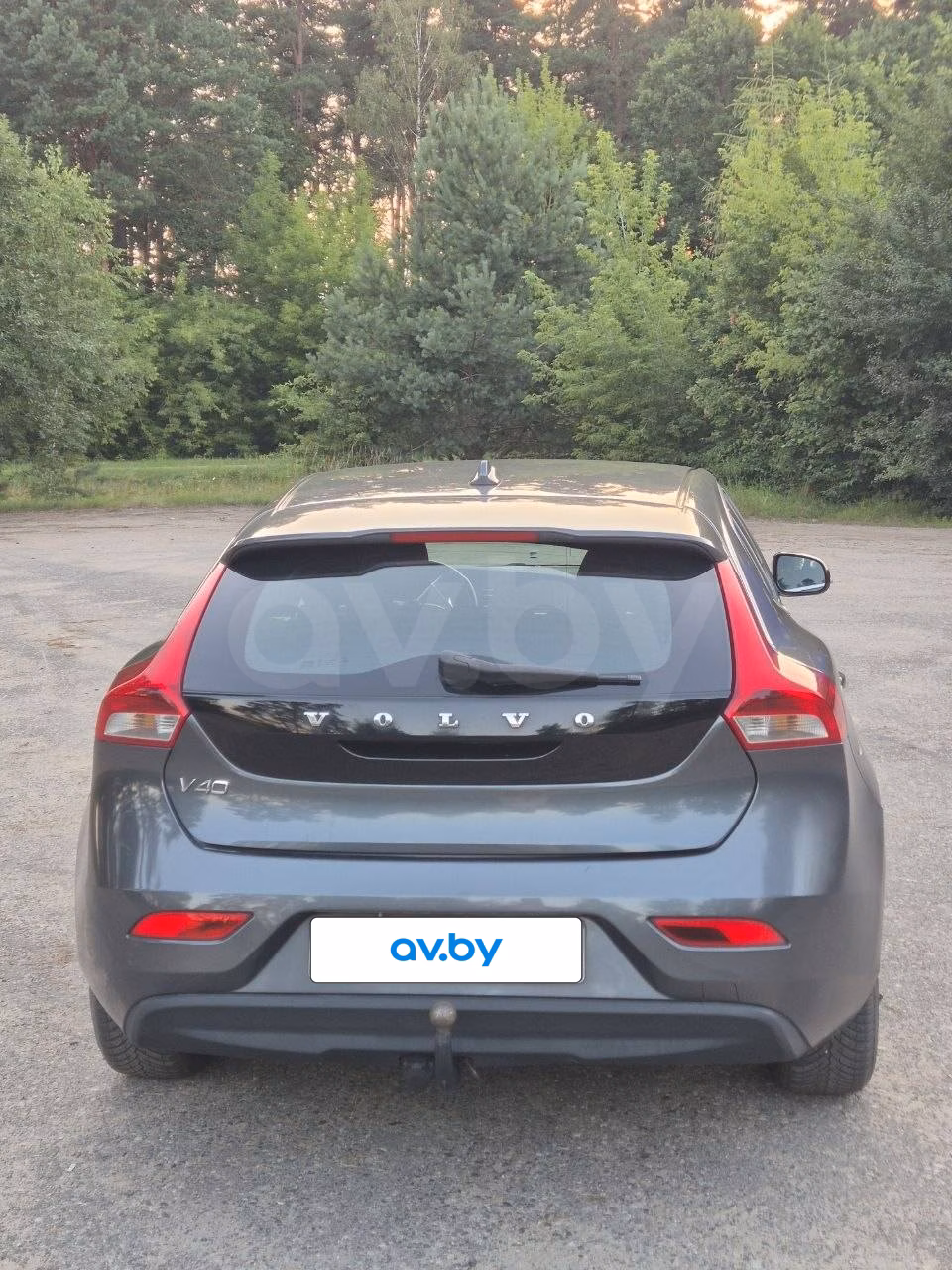 Volvo V40 фото 7