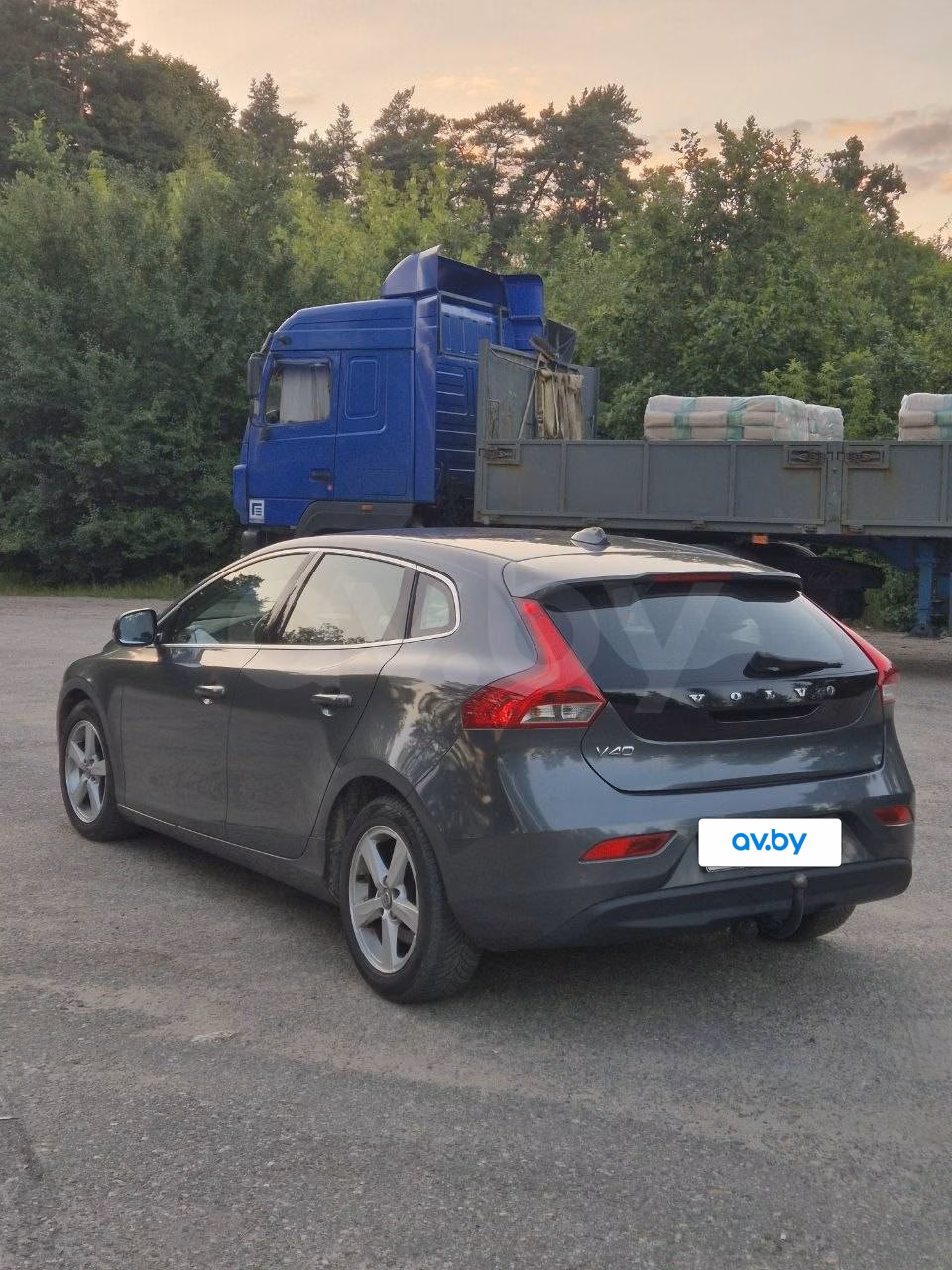 Volvo V40 фото 2