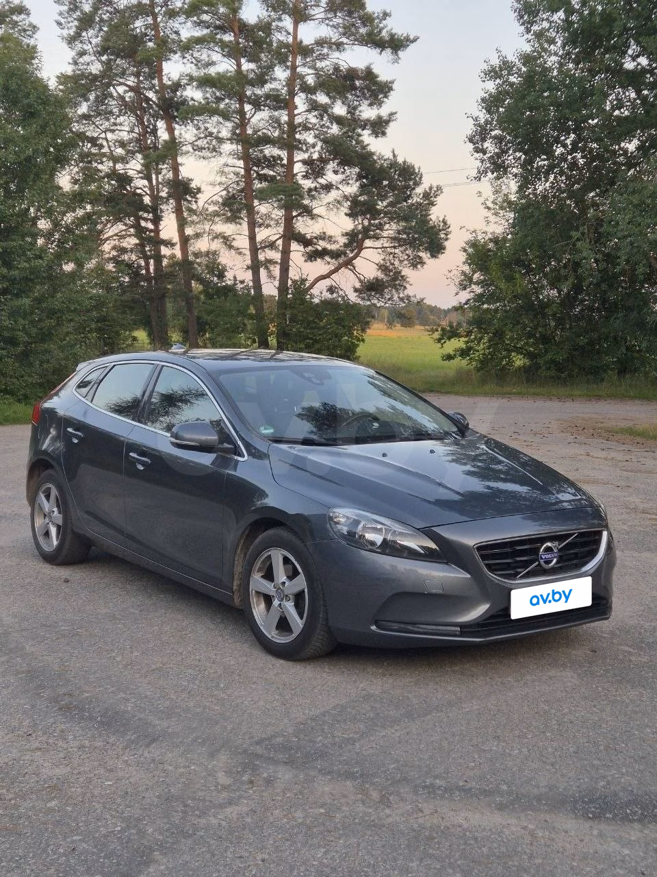 Volvo V40