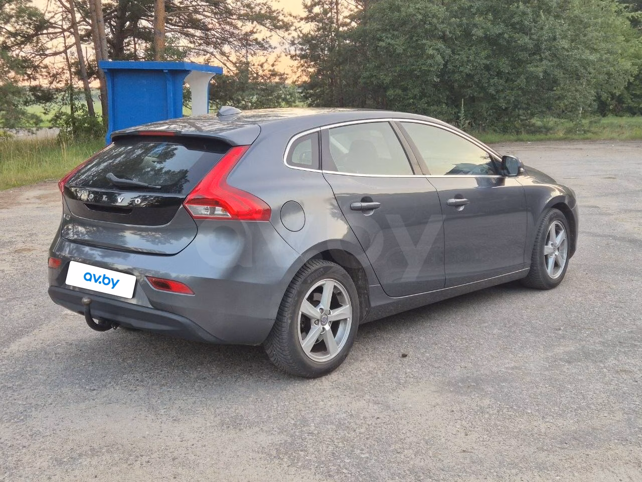 Volvo V40 фото 3