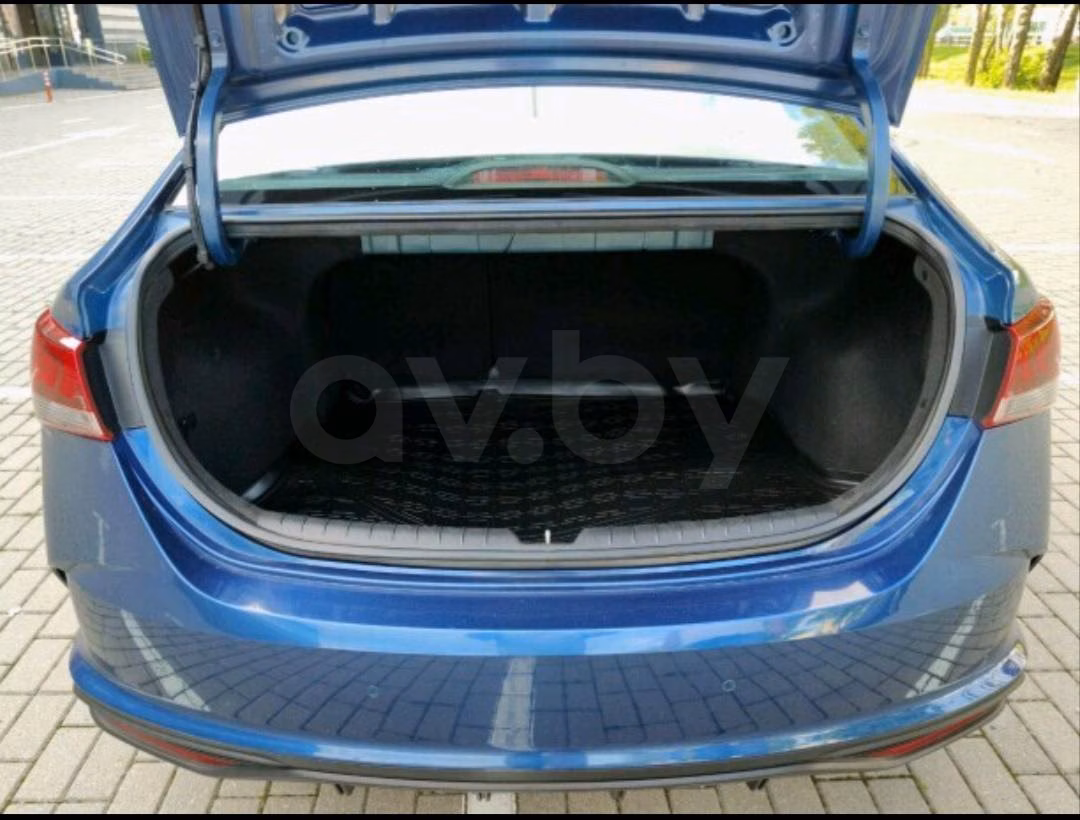Hyundai Accent фото 3