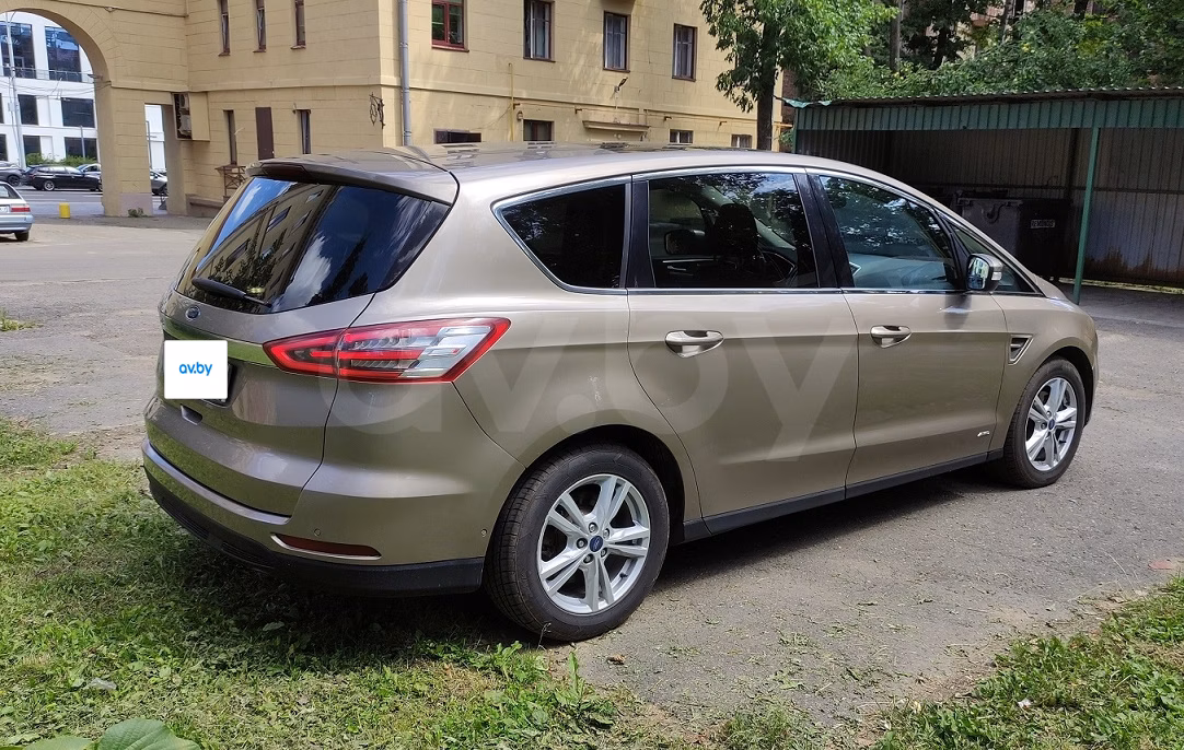 Ford S-MAX фото 3