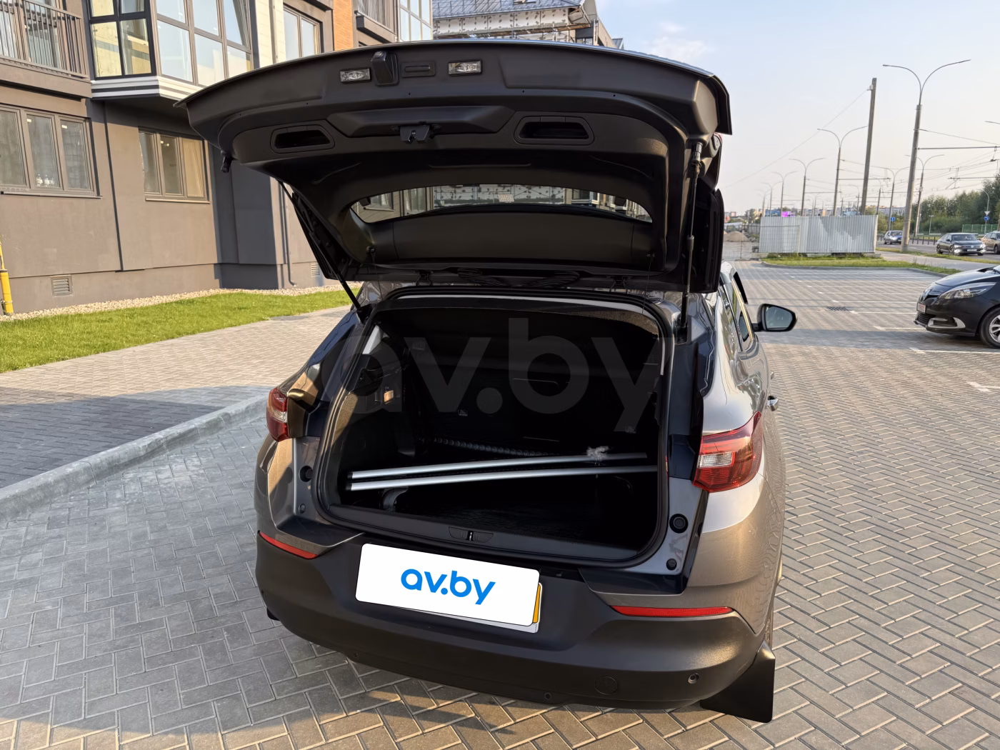 Opel Grandland X фото 8