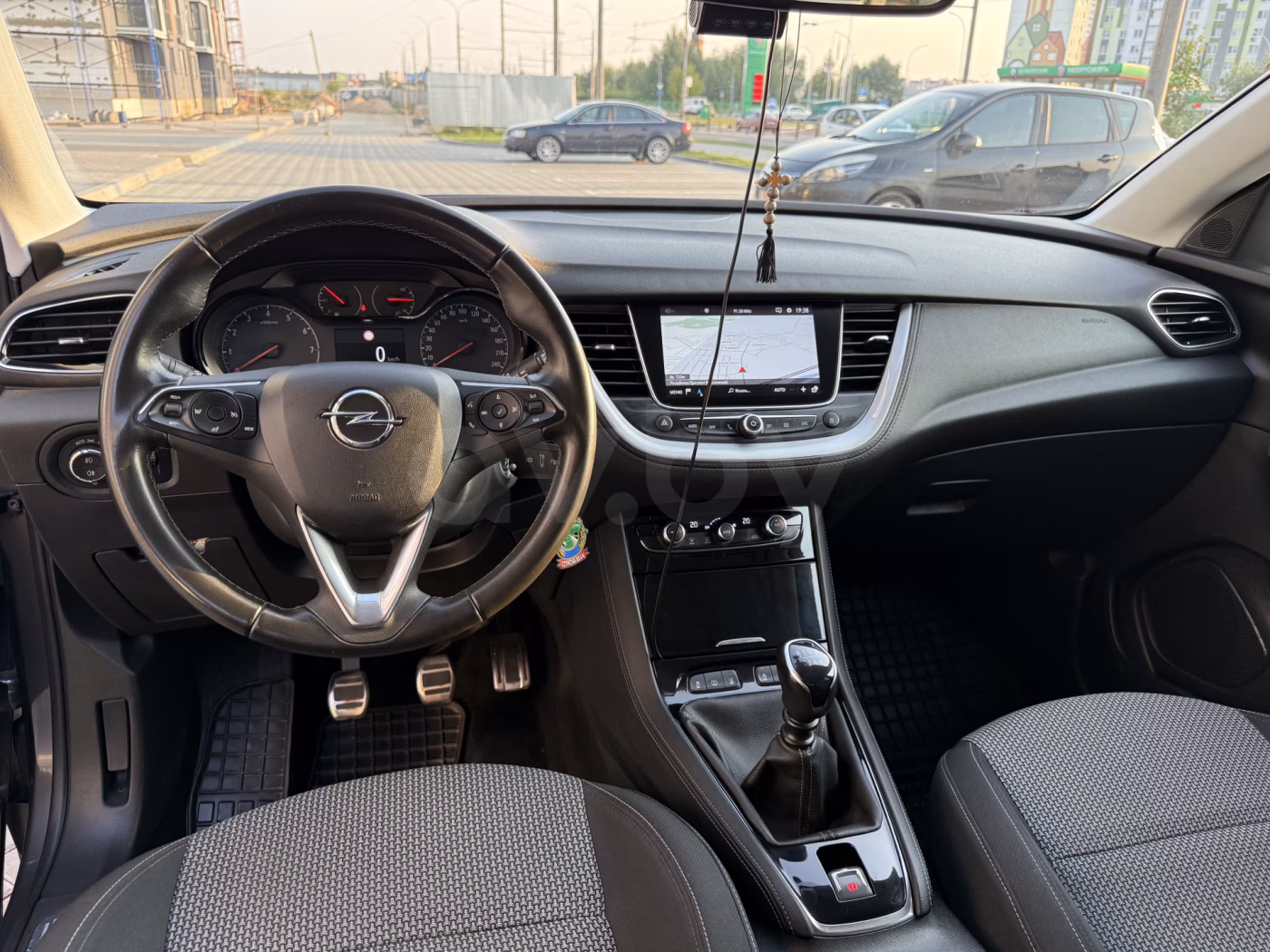 Opel Grandland X фото 20