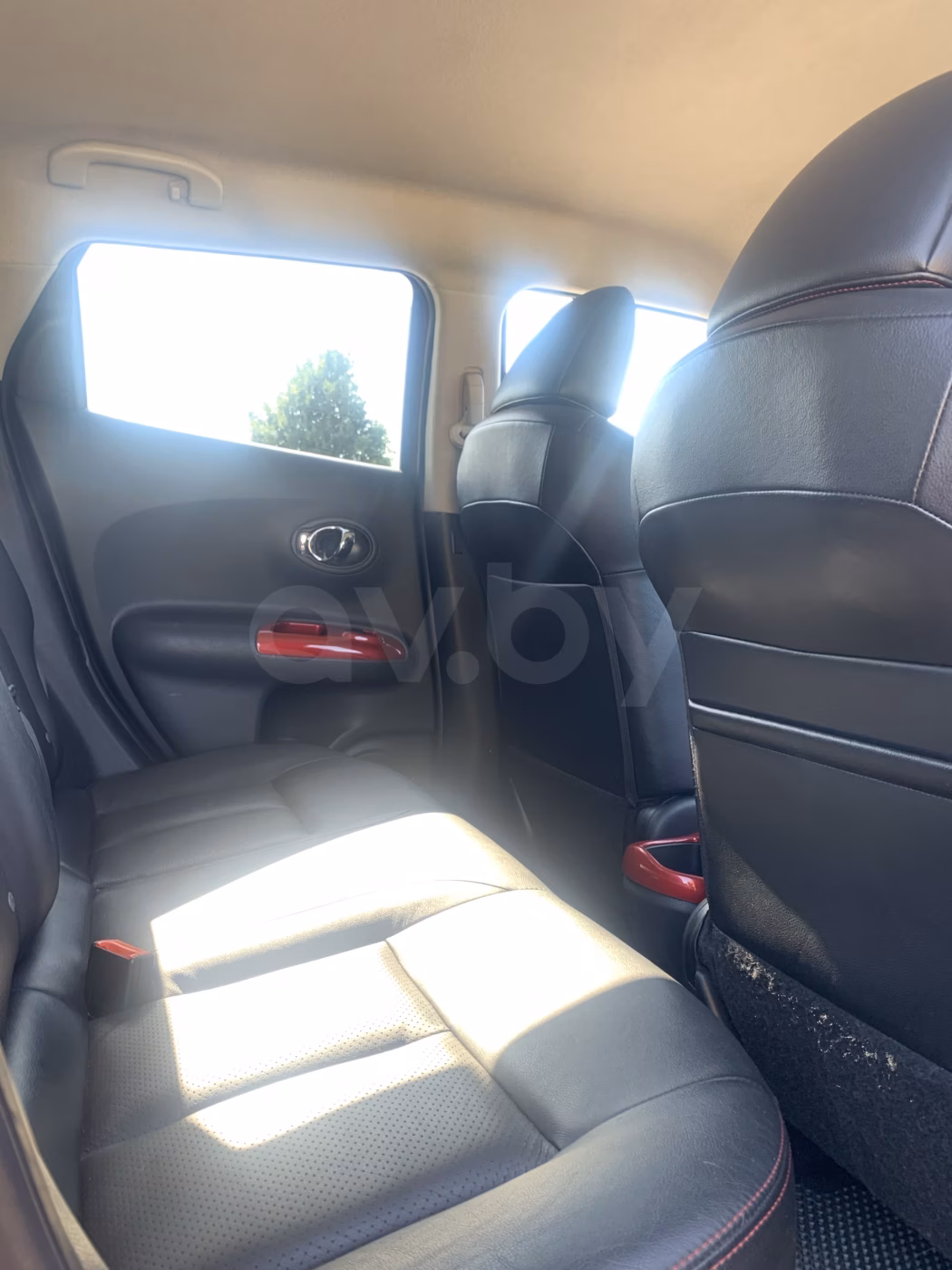 Nissan Juke фото 7