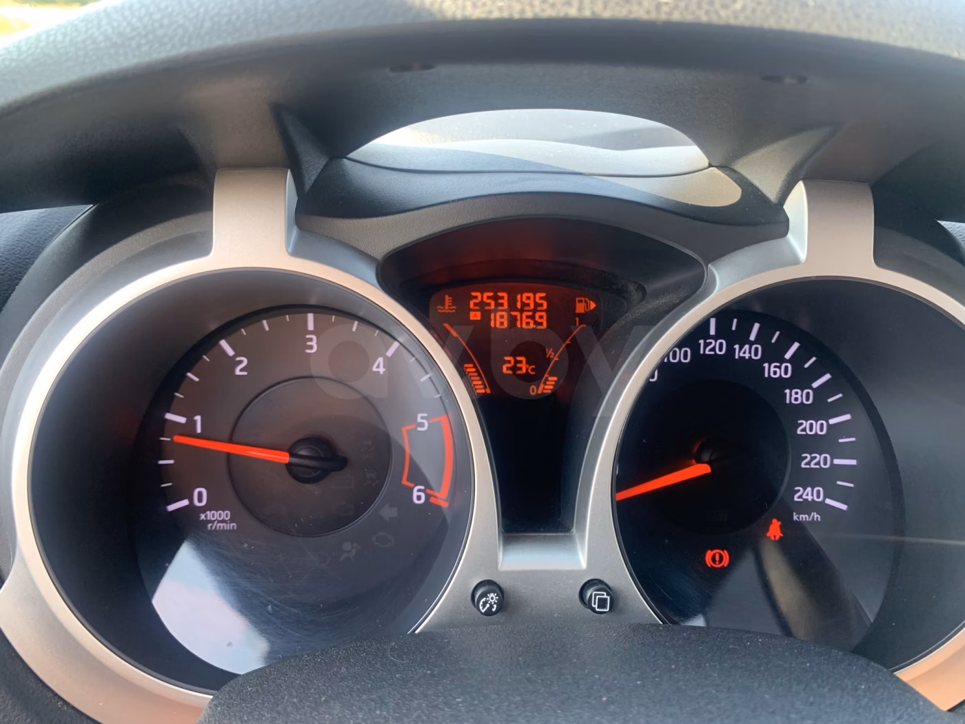 Nissan Juke фото 16