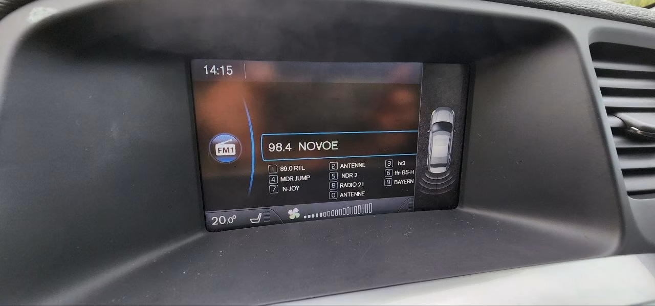 Volvo S60 фото 14