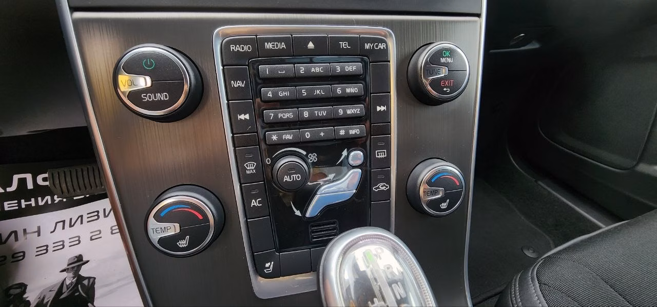 Volvo S60 фото 13