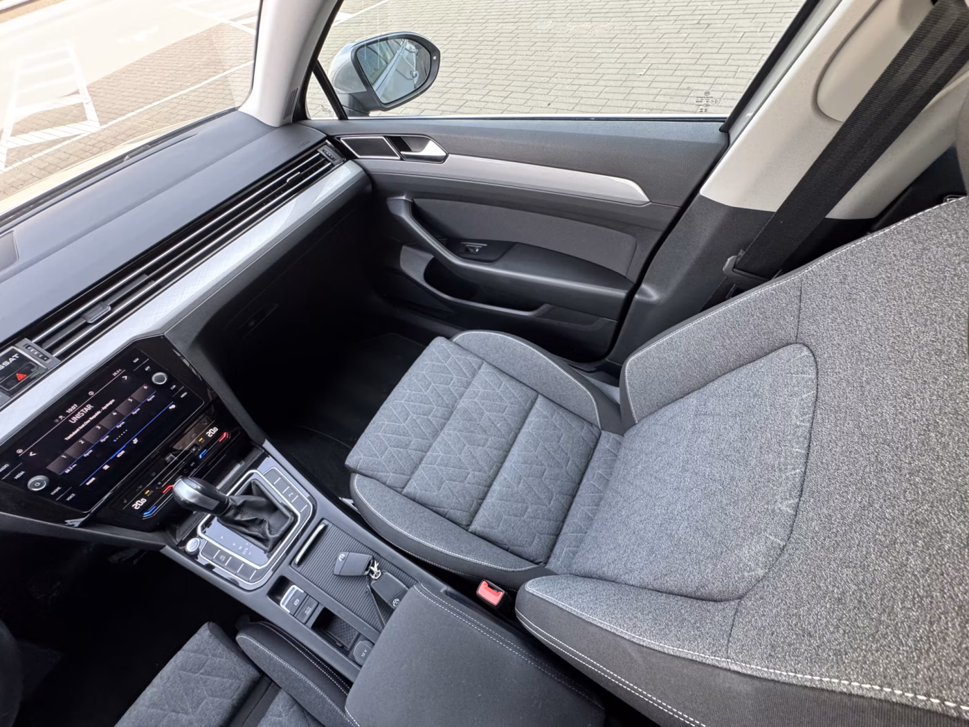 Volkswagen Passat фото 18